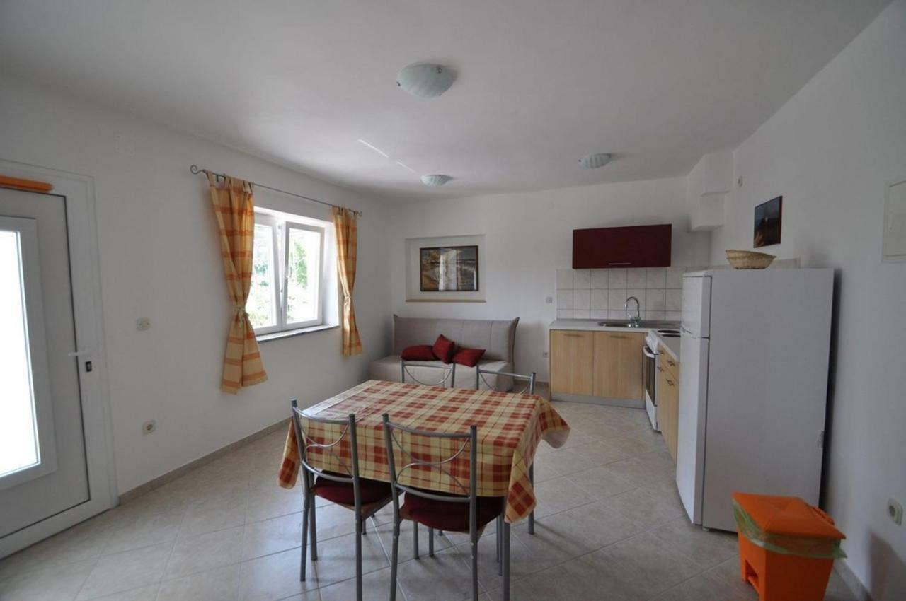 Apartment In Vrbnik/Insel Krk 36796 Экстерьер фото