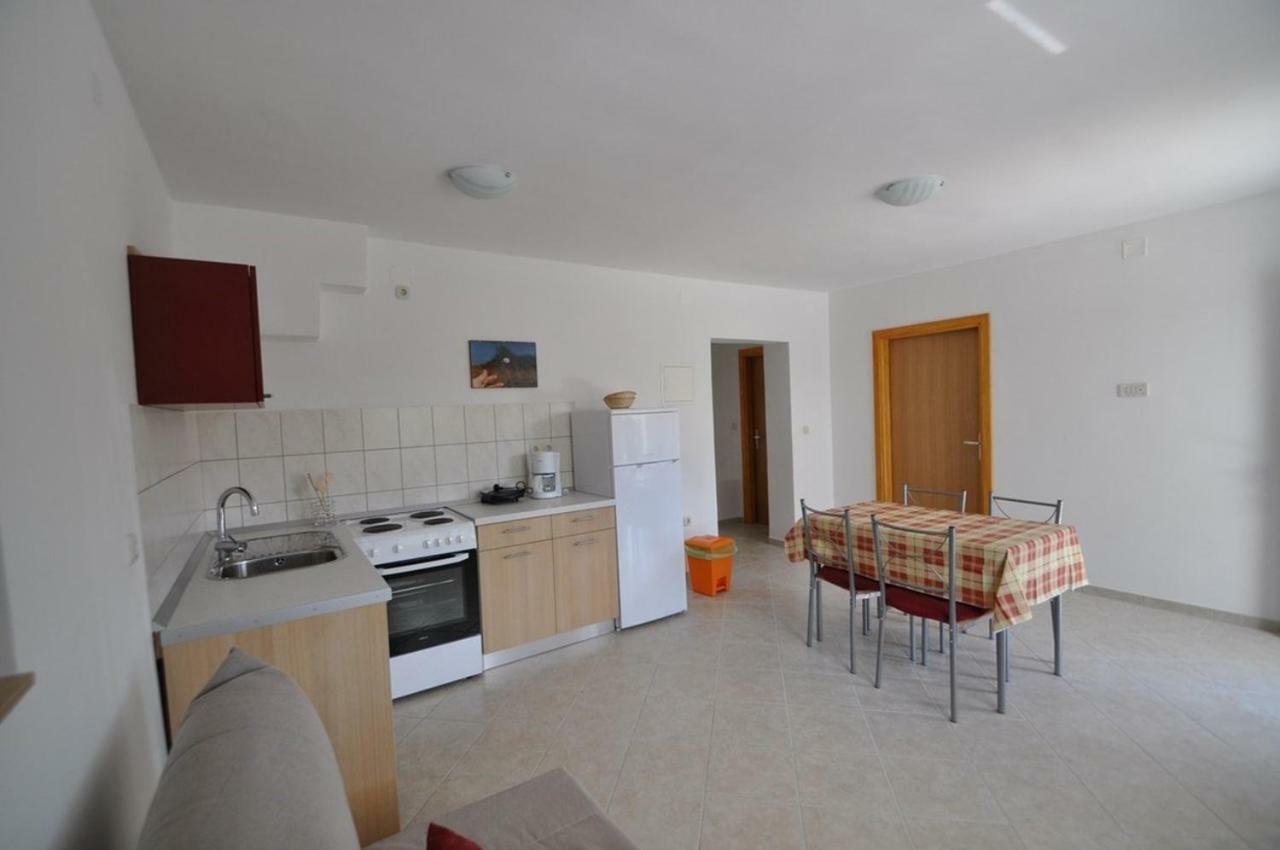 Apartment In Vrbnik/Insel Krk 36796 Экстерьер фото