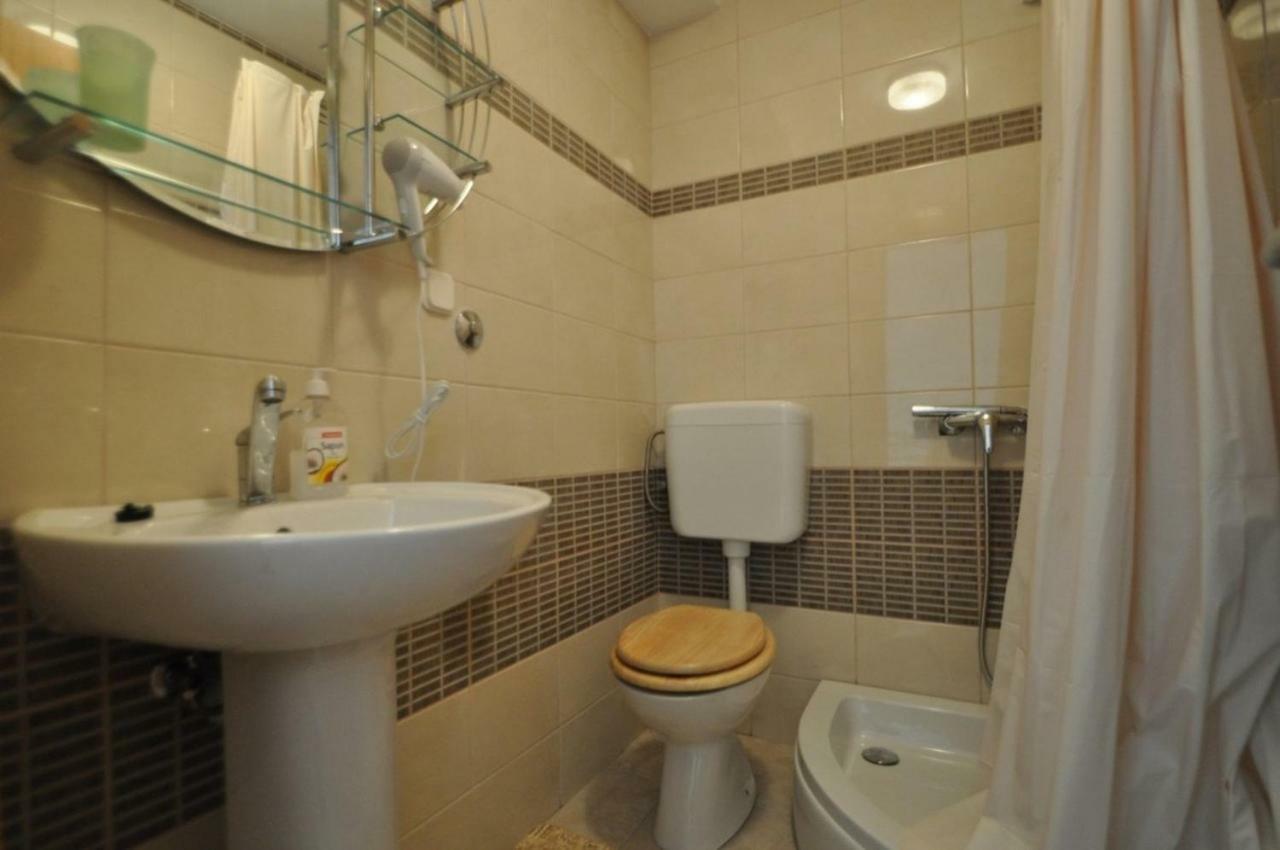 Apartment In Vrbnik/Insel Krk 36796 Экстерьер фото